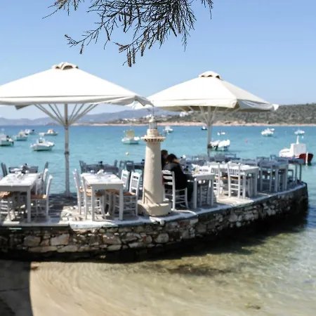 شقة Cavos Paros Rooftop Boho-chic Design & Sea Views Alikí